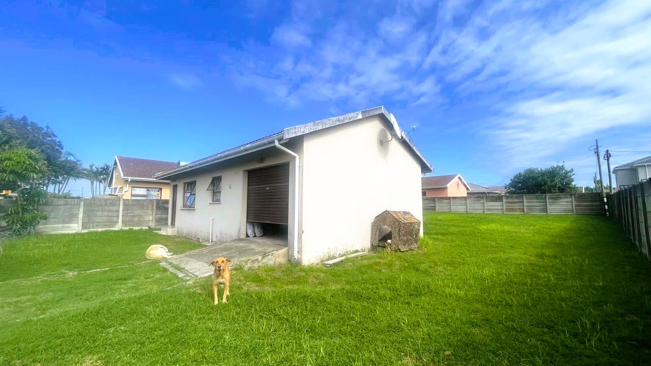 2 Bedroom Property for Sale in Gonubie Eastern Cape